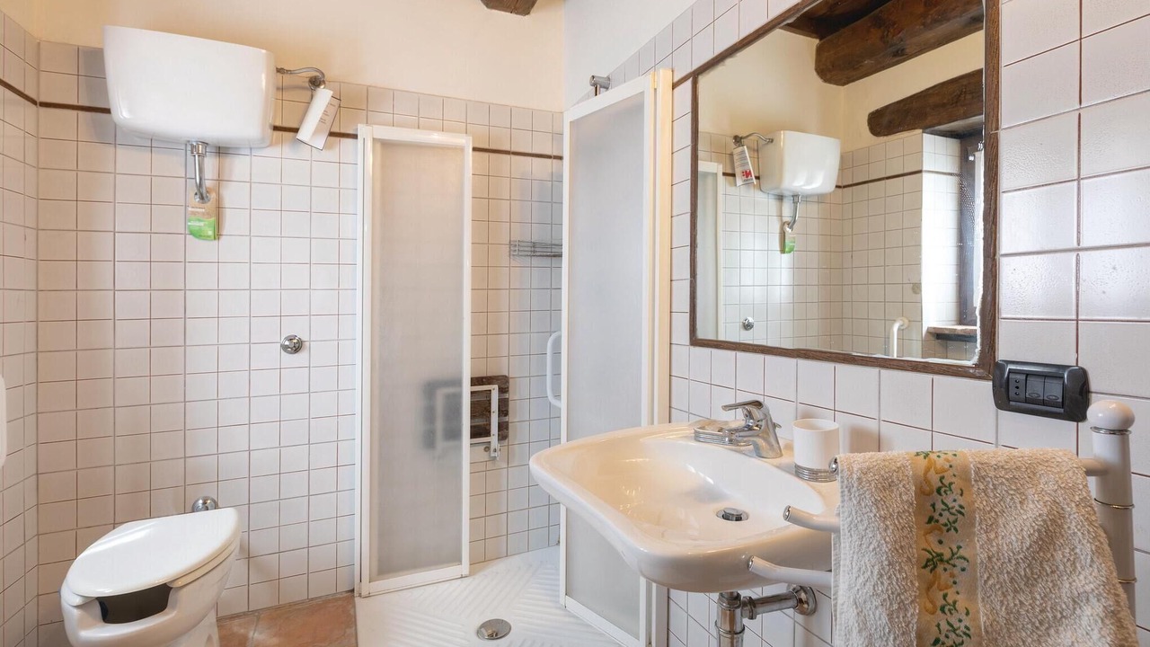 Photo of Bathroom in Monteluiano