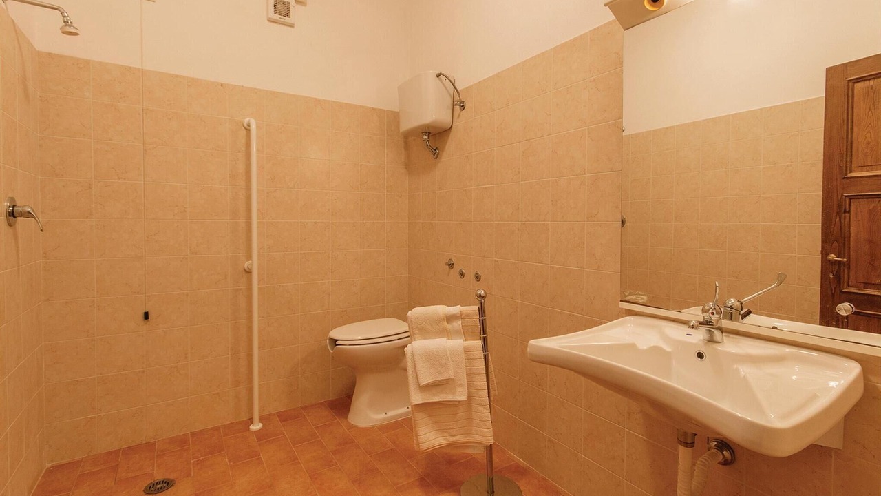 Photo of Bathroom in Cortona