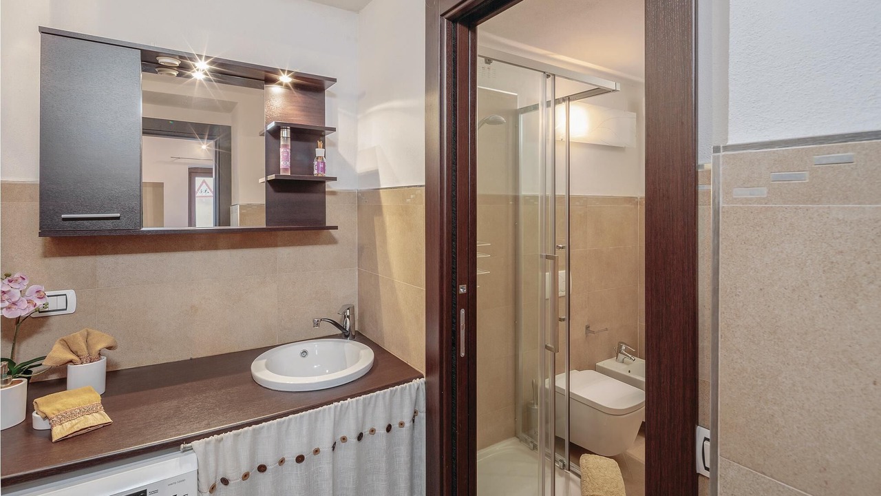 Photo of Bathroom in Pitelli