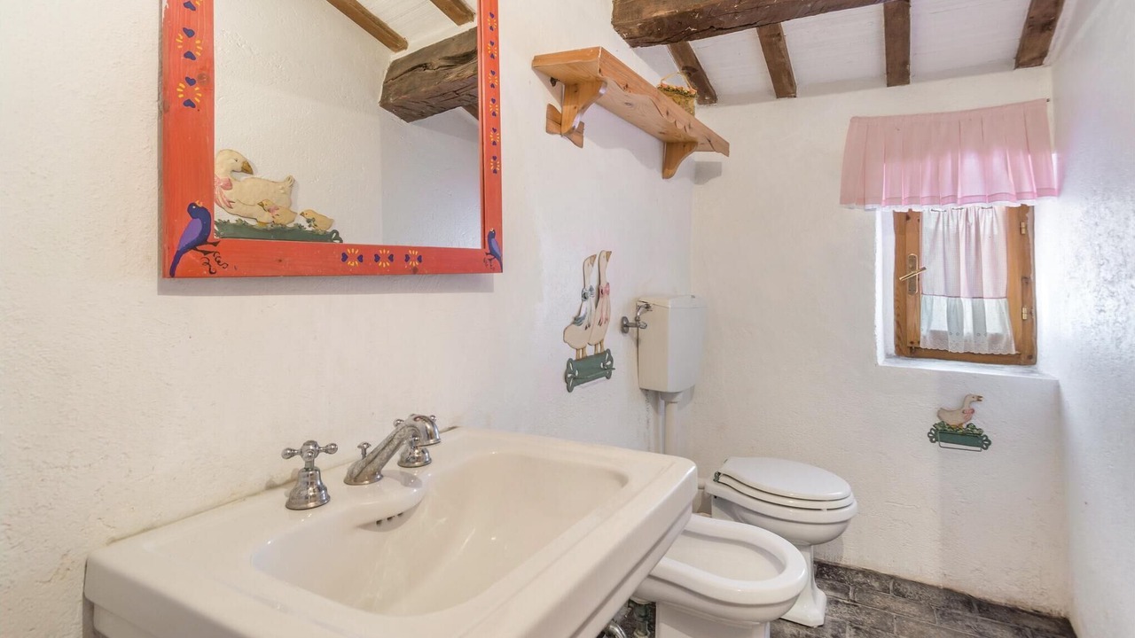 Photo of Bathroom in Apecchio