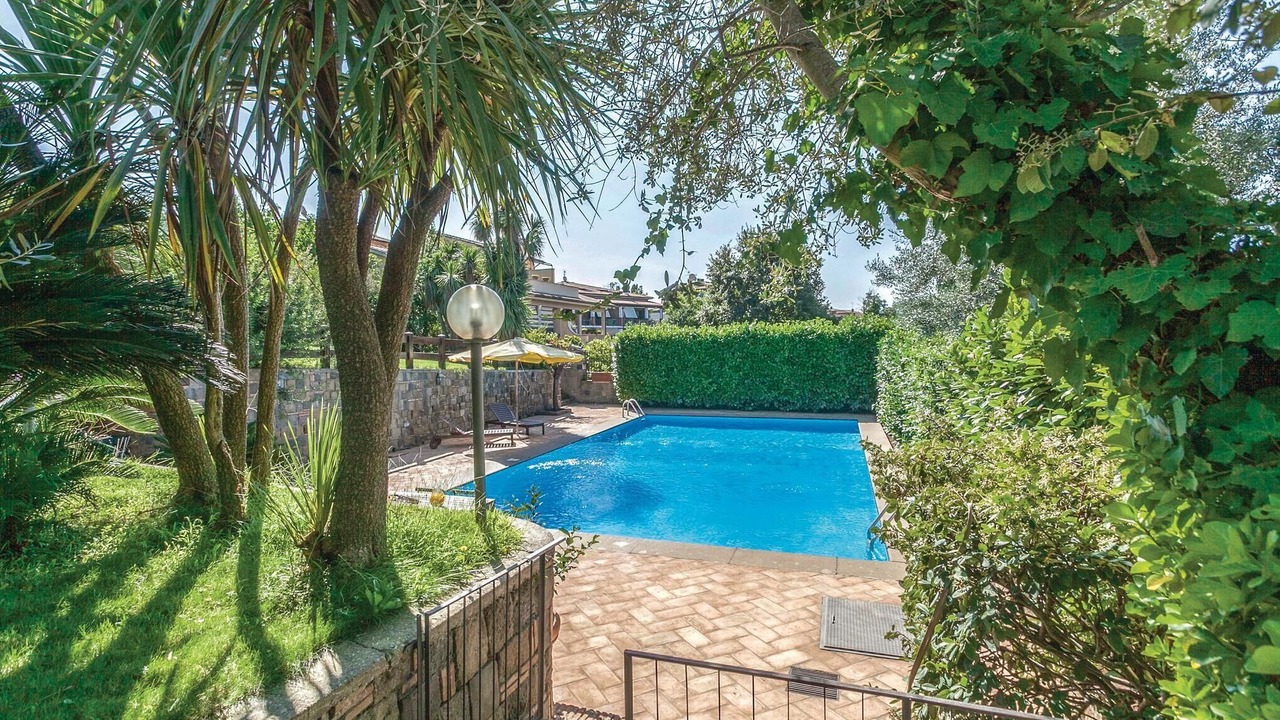 Photo of Outdoor in Lake Bracciano
