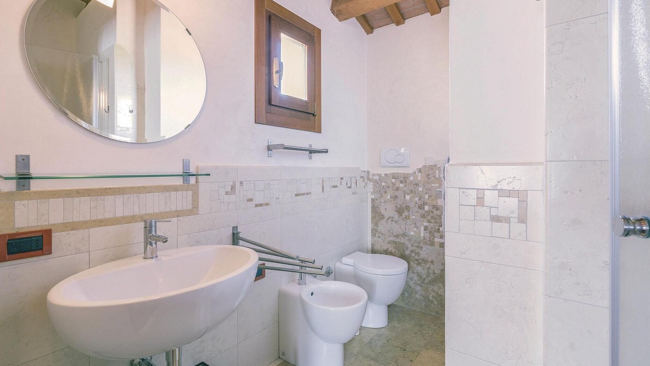 Photo of Bathroom in Valnogaredo