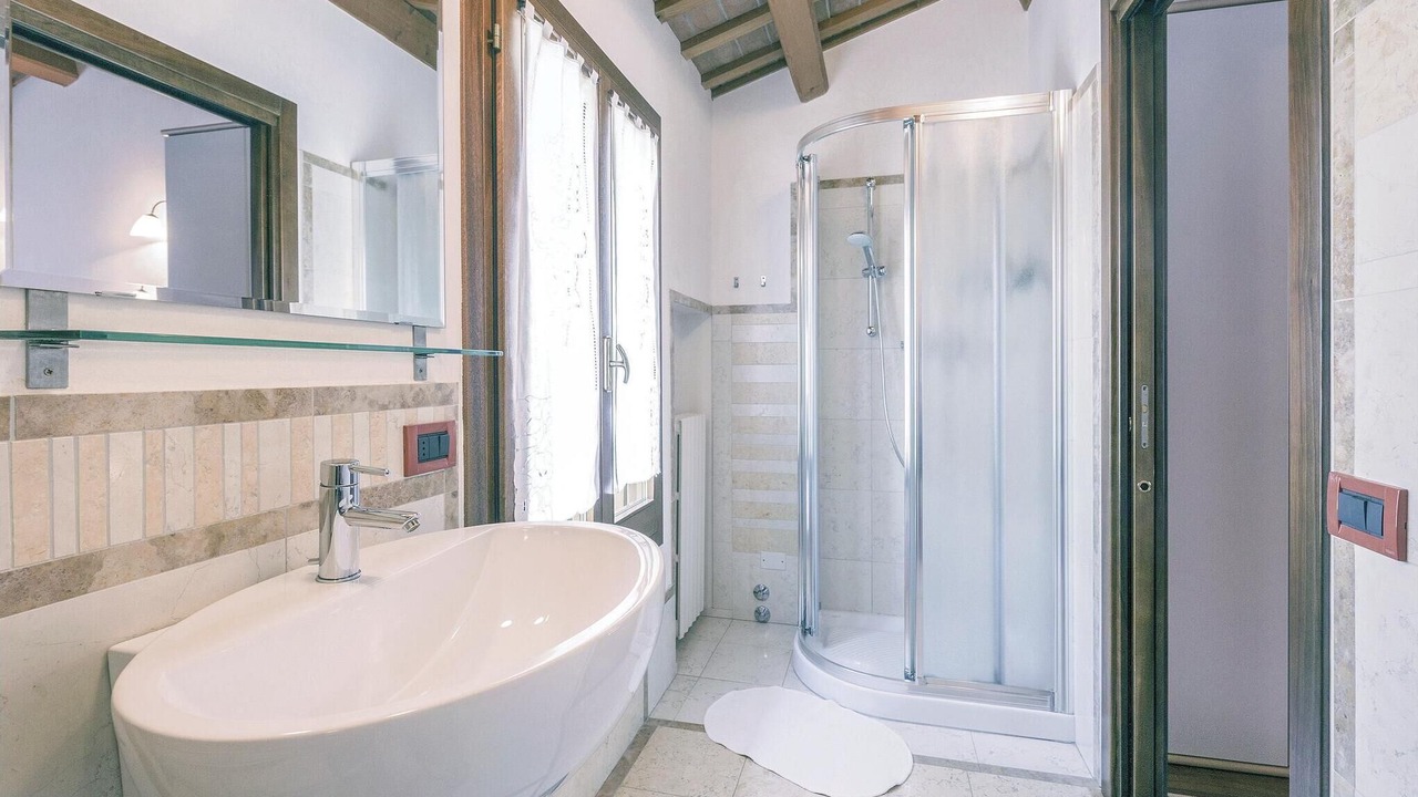 Photo of Bathroom in Valnogaredo