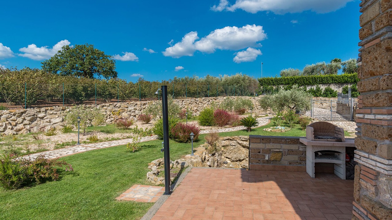 Photo of Outdoor in Sutri
