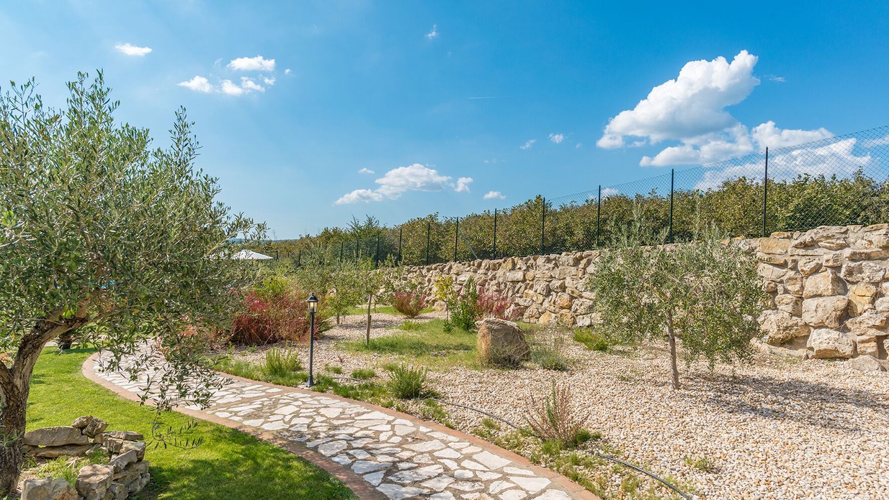 Photo of Outdoor in Sutri