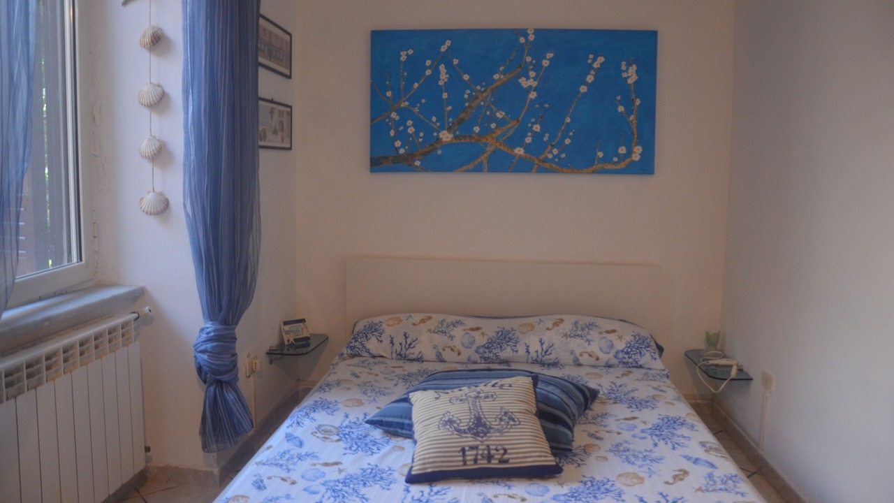 Photo of Bedroom in Mondragone
