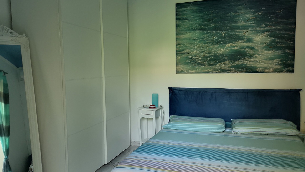 Photo of Bedroom in Mondragone