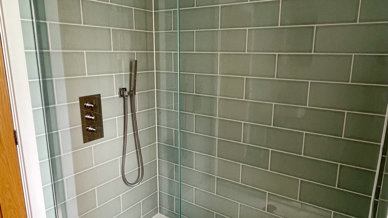 Photo of Bathroom in Crantock