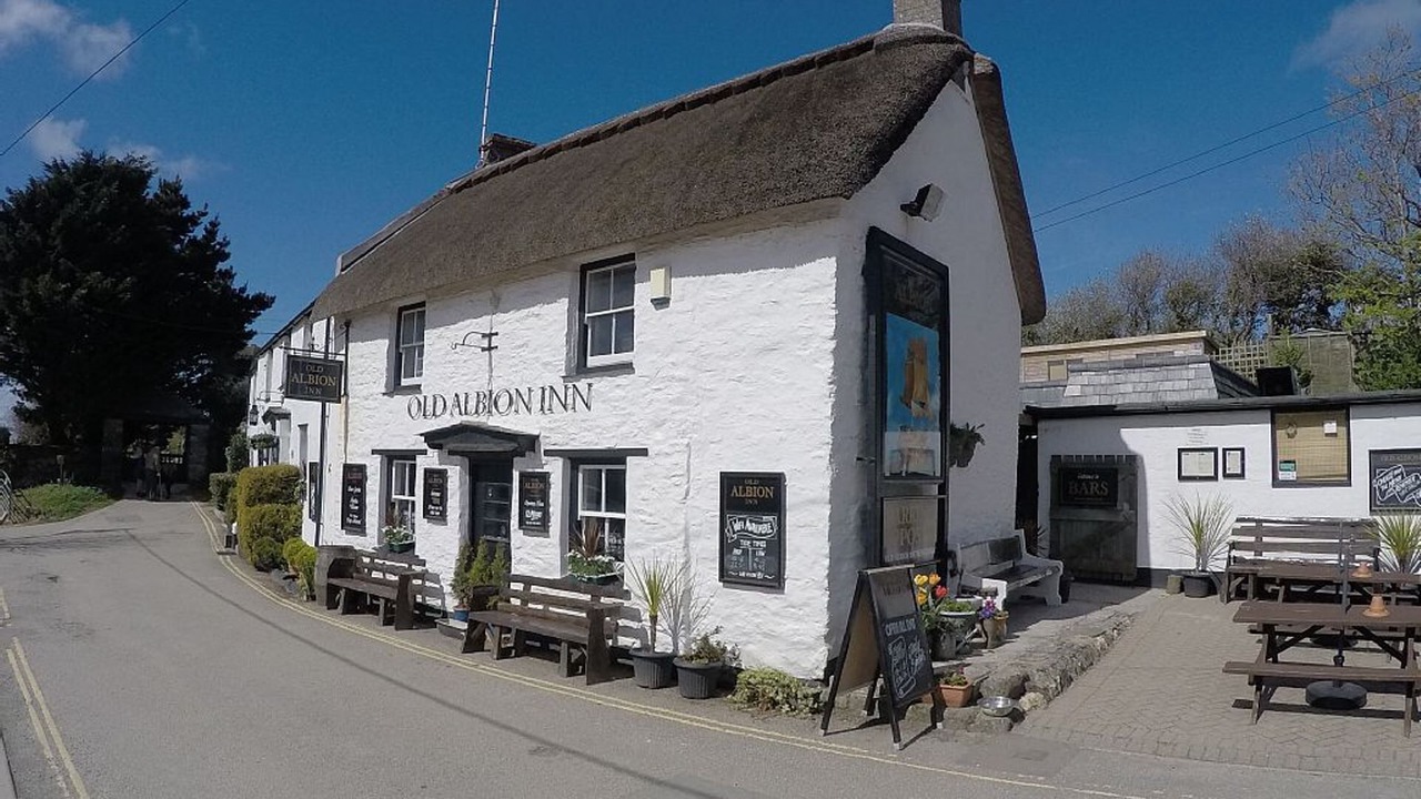 Photo of Others in Crantock