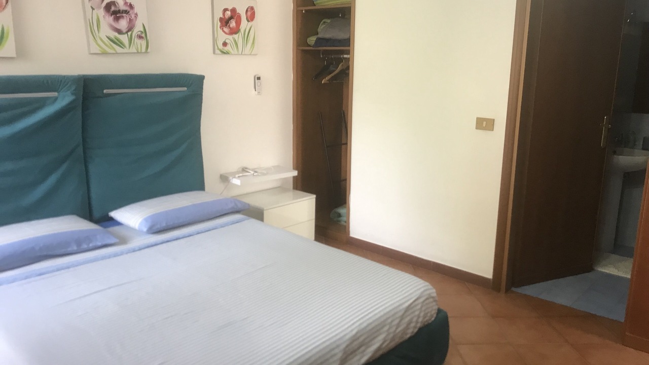 Photo of Bedroom in Torre Colonna-sperone