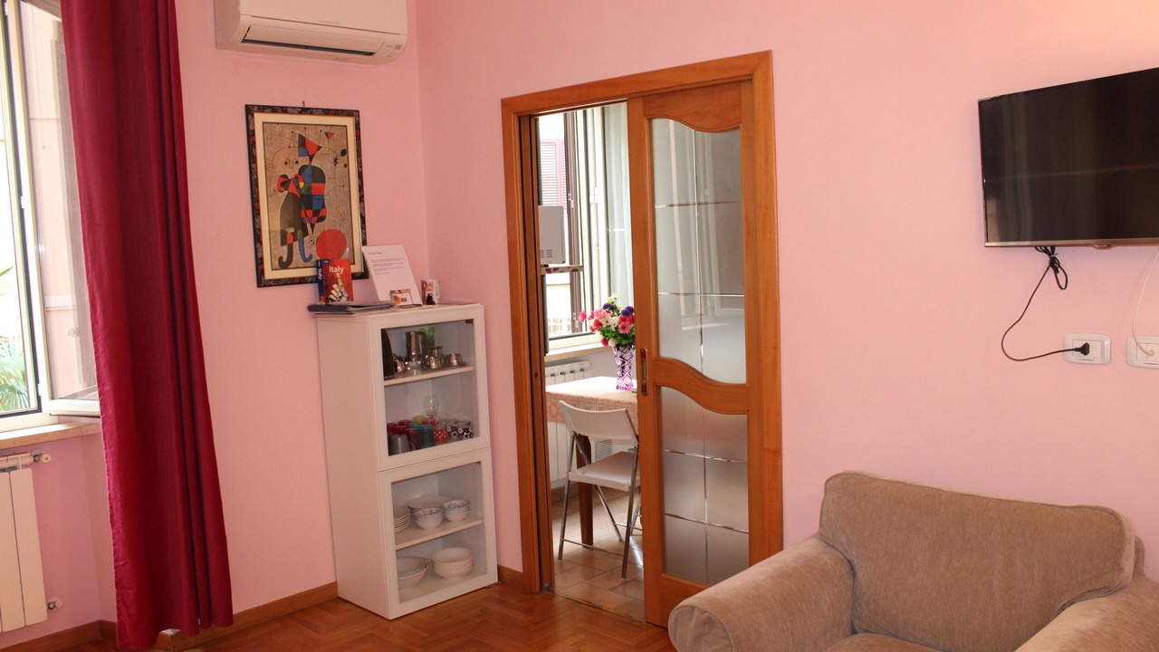 Photo of Livingroom in Esquilino