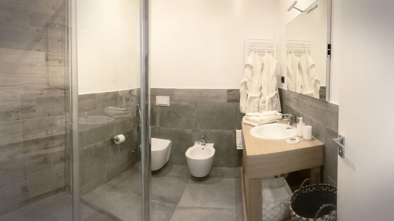 Photo of Bathroom in La Spezia Historic Centre