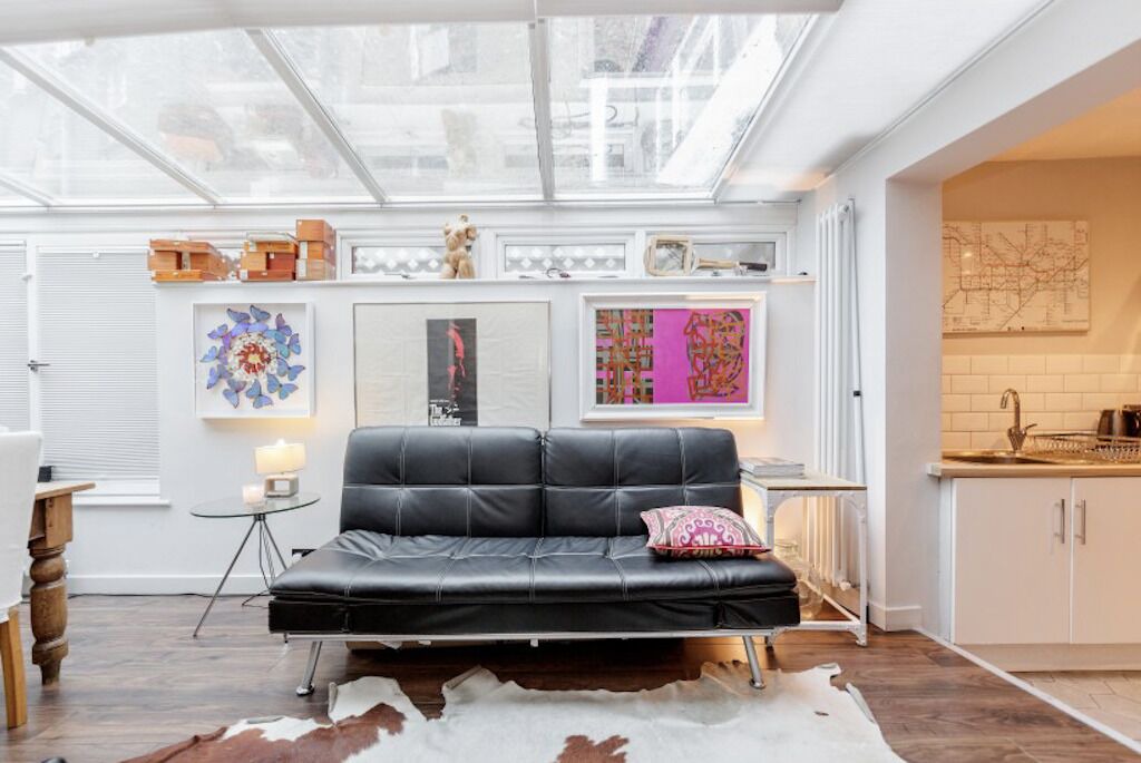 Photo of Livingroom in Kennington