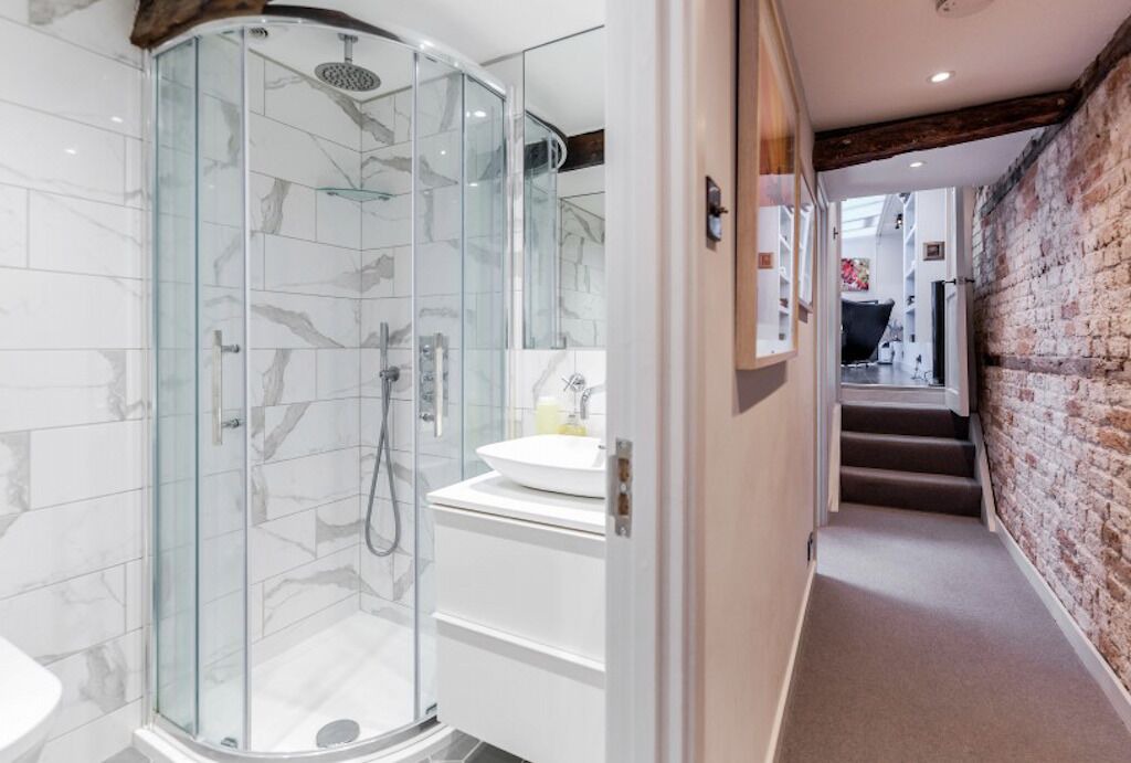 Photo of Bathroom in Kennington