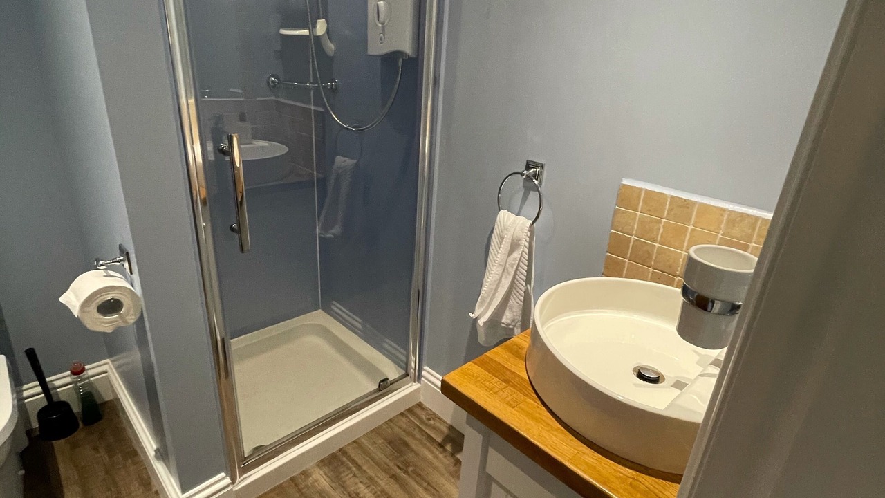 Photo of Bathroom in Leven