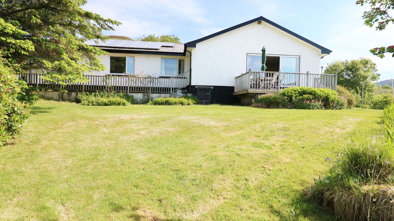 Photo of Outdoor in Morar