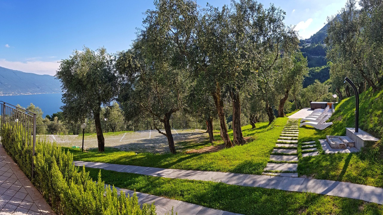 Photo of Outdoor in Arias