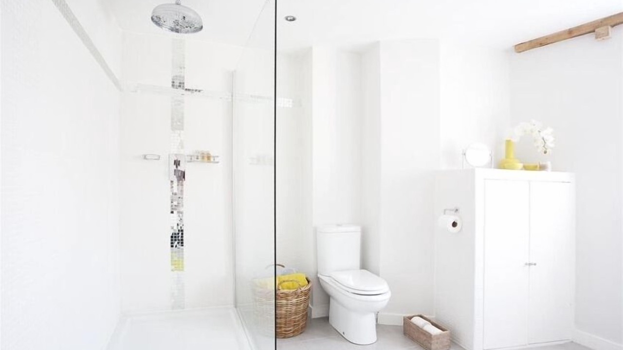 Photo of Bathroom in Kennington