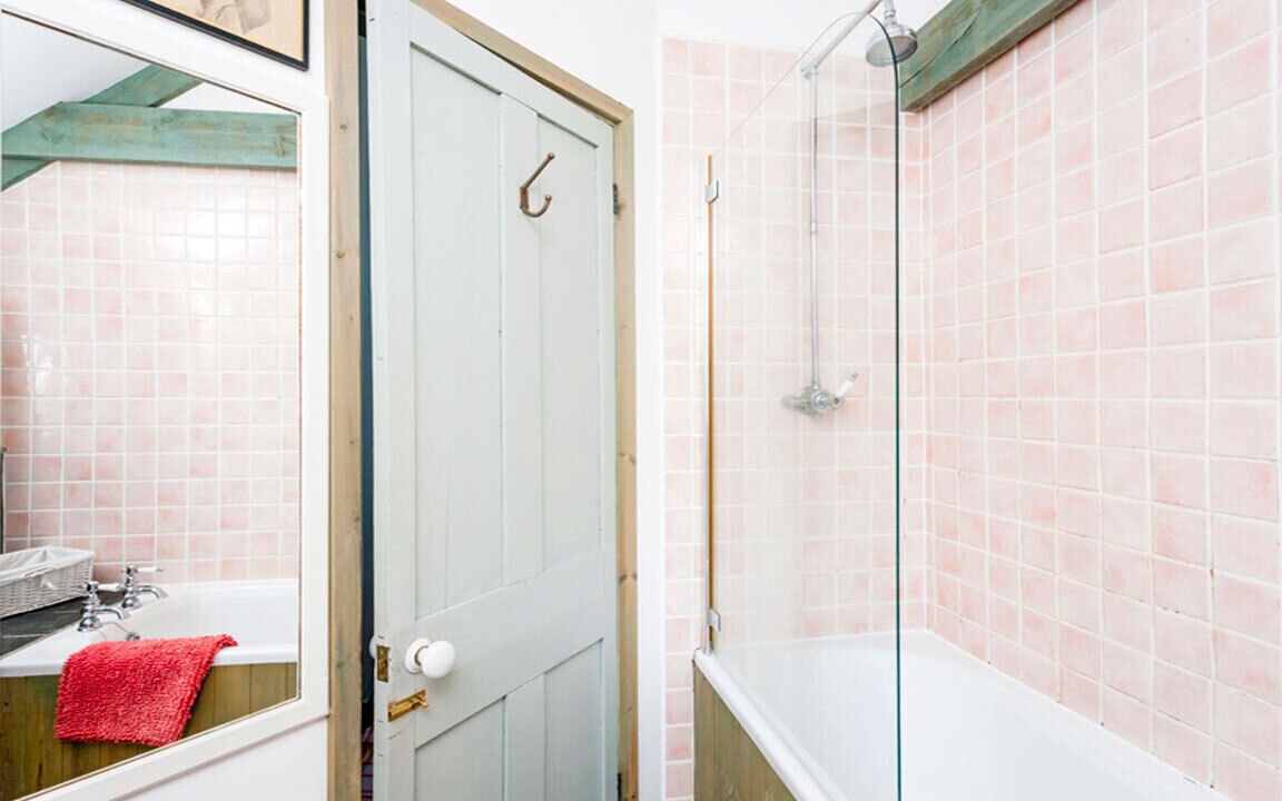 Photo of Bathroom in Sennen Cove