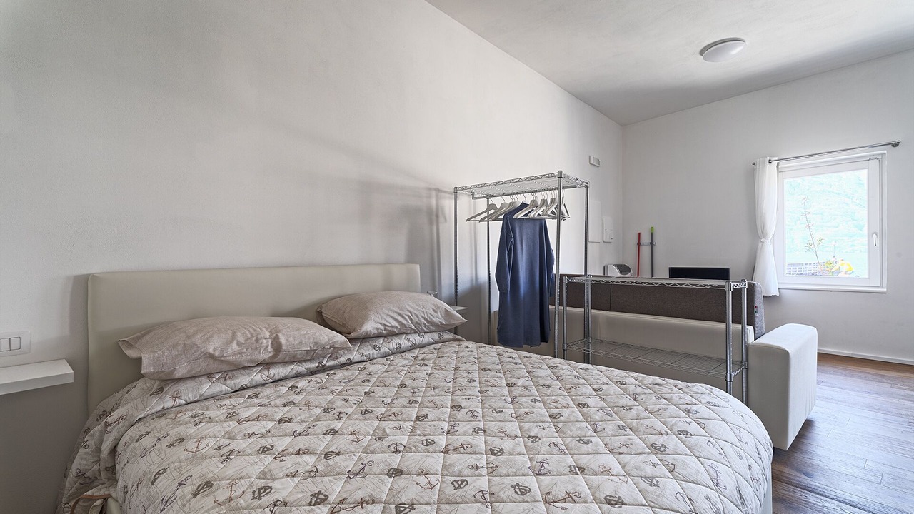 Photo of Bedroom in Colico Piano