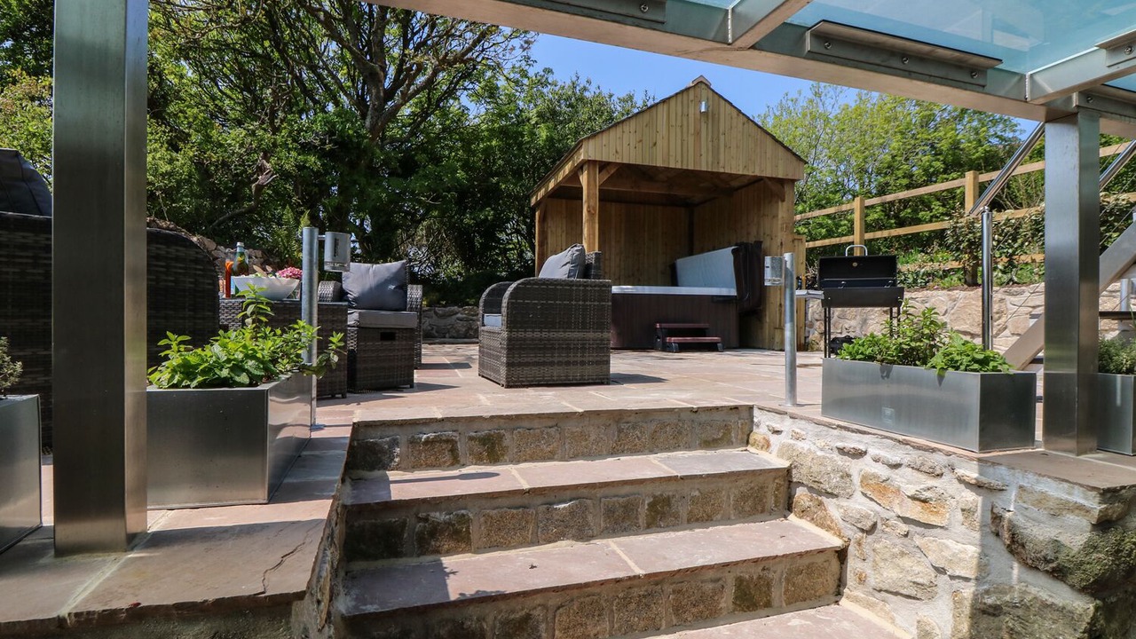 Photo of Patio Balcony in St Just