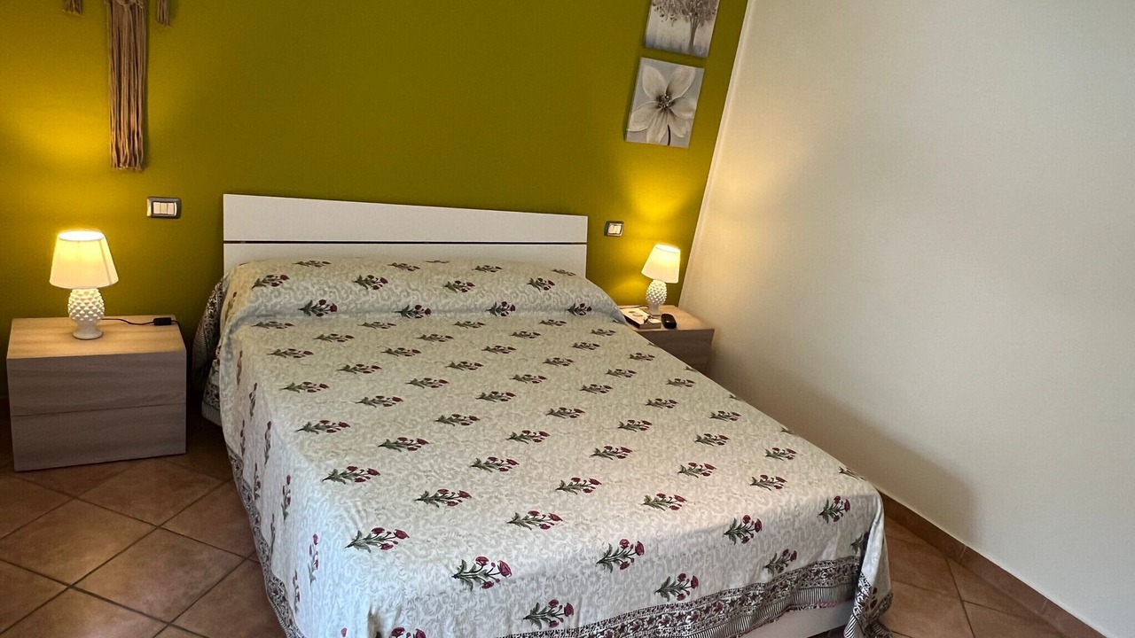 Photo of Bedroom in Intra