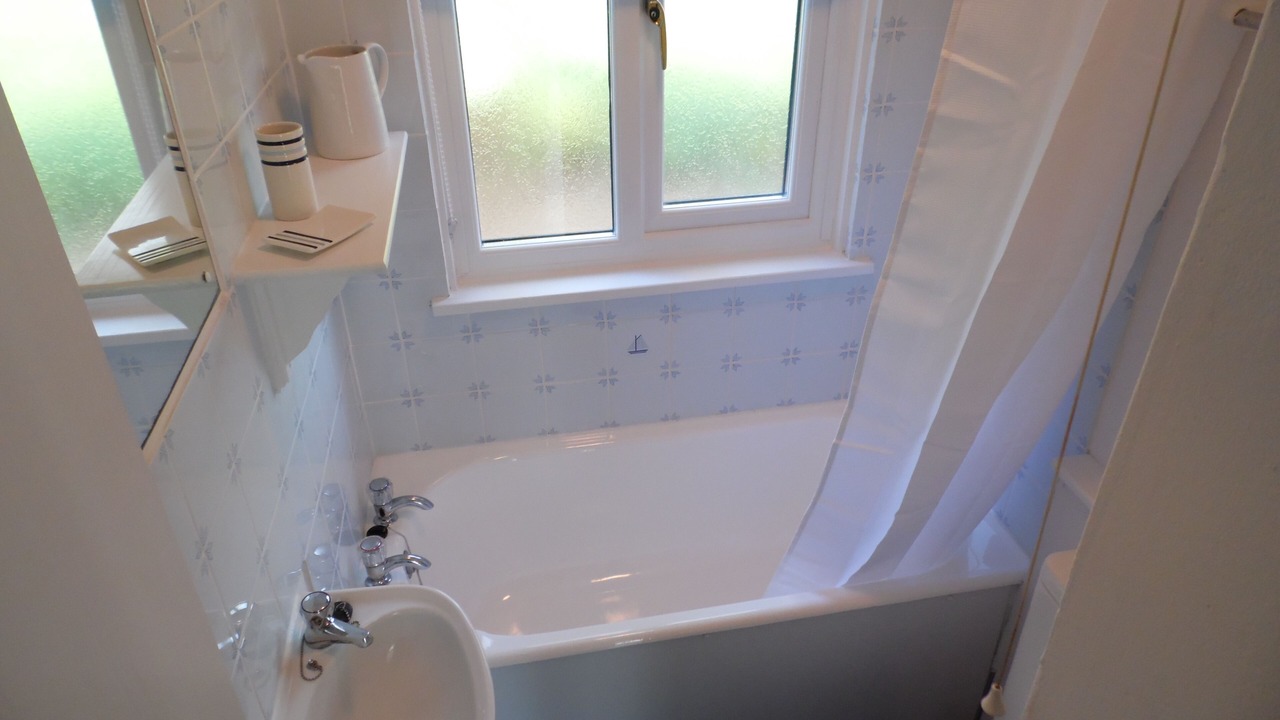 Photo of Bathroom in Lelant
