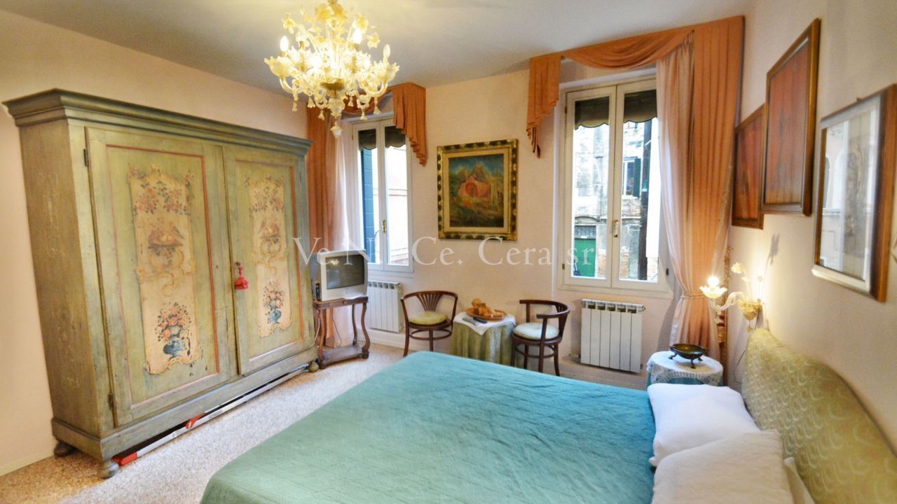 Photo of Bedroom in San Polo