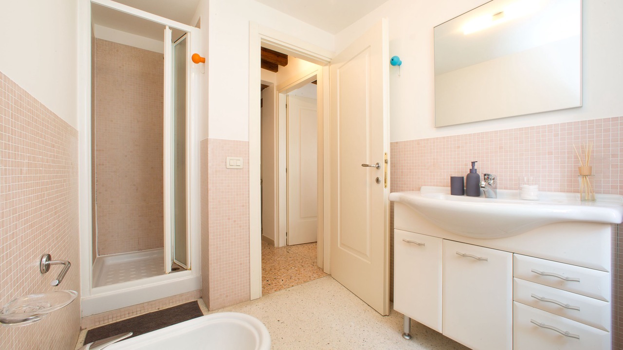 Photo of Bathroom in Cannaregio