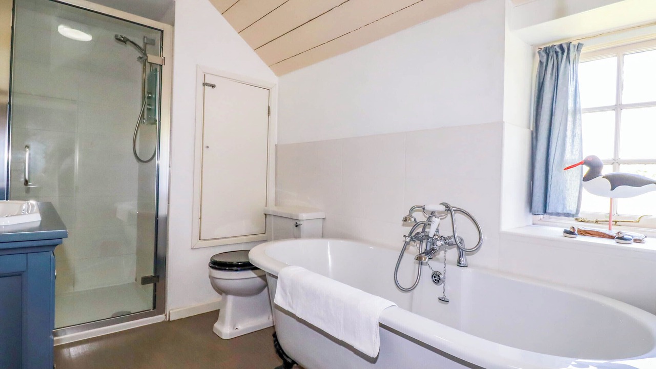 Photo of Bathroom in Veryan