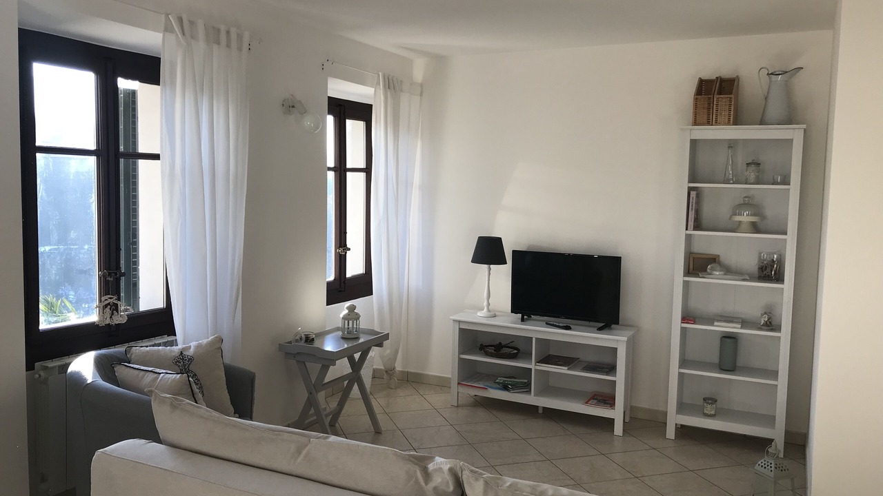 Photo of Livingroom in Comero