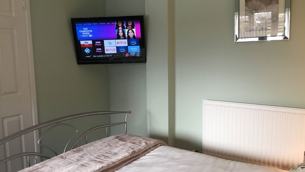 Photo of Bedroom in Compton Martin