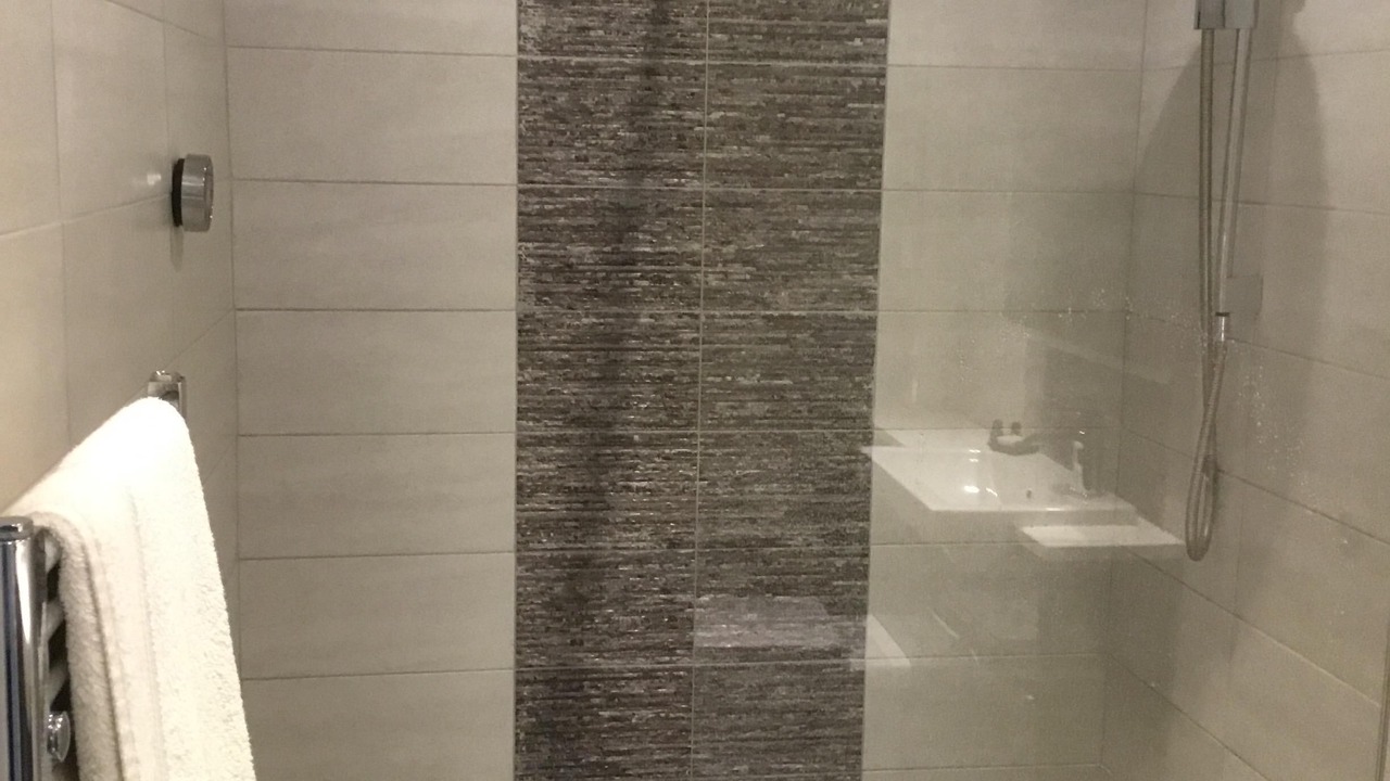 Photo of Bathroom in Compton Martin