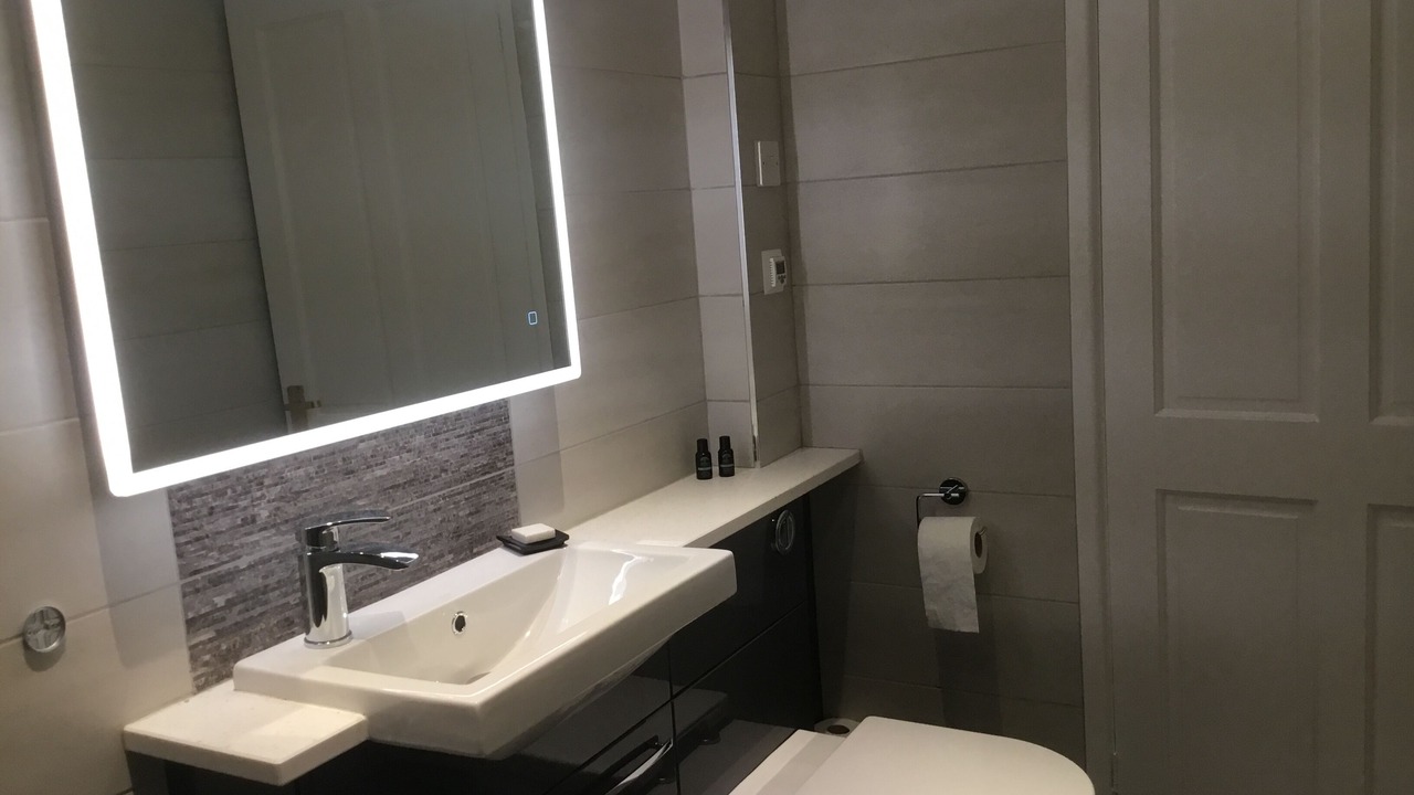 Photo of Bathroom in Compton Martin