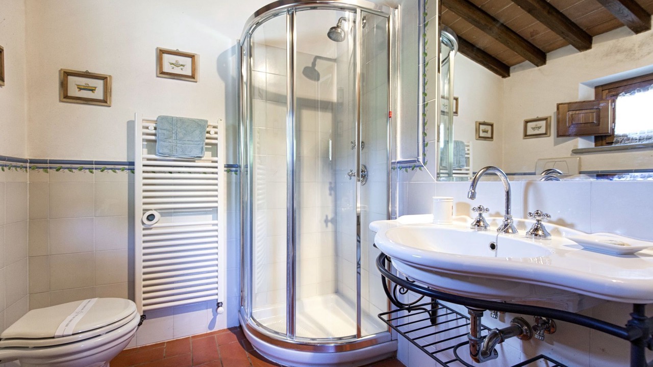 Photo of Bathroom in San Pietro a Cegliolo