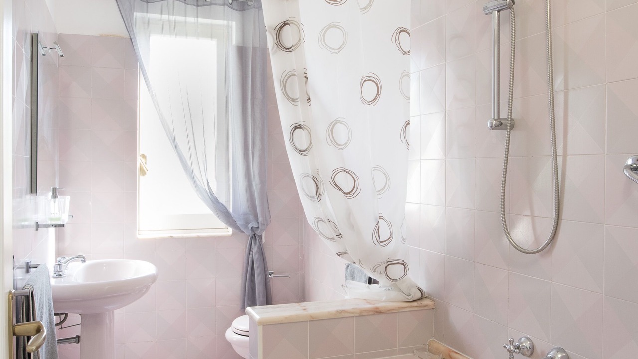 Photo of Bathroom in Rezza