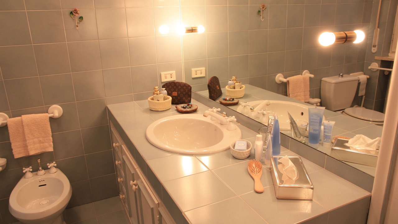 Photo of Bathroom in Verona City Centre