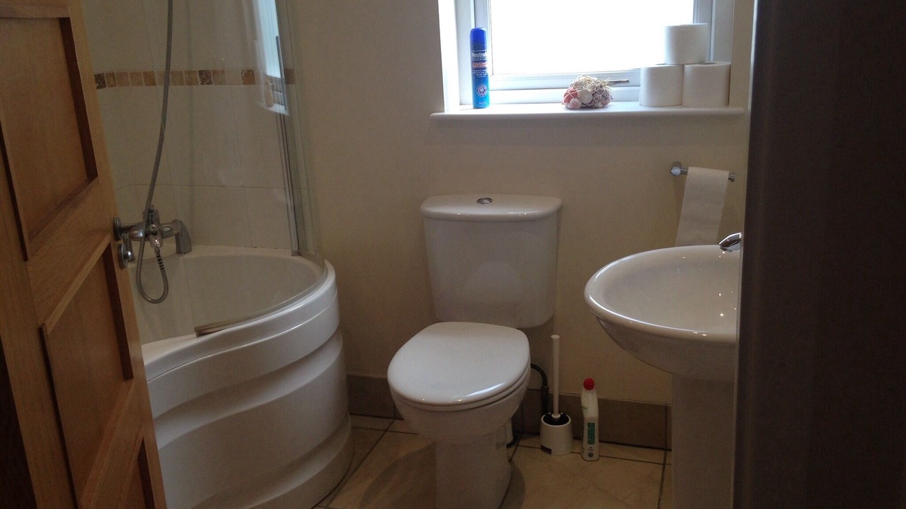 Photo of Bathroom in Portstewart