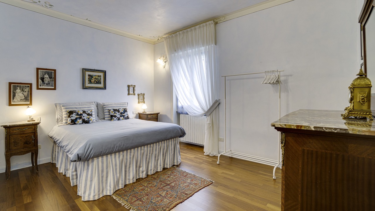 Photo of Bedroom in Toscolano Maderno