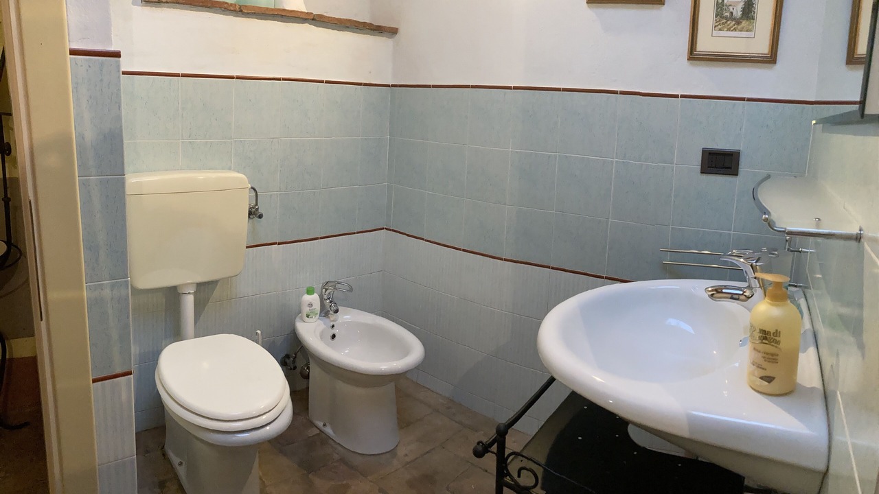 Photo of Bathroom in Montespertoli