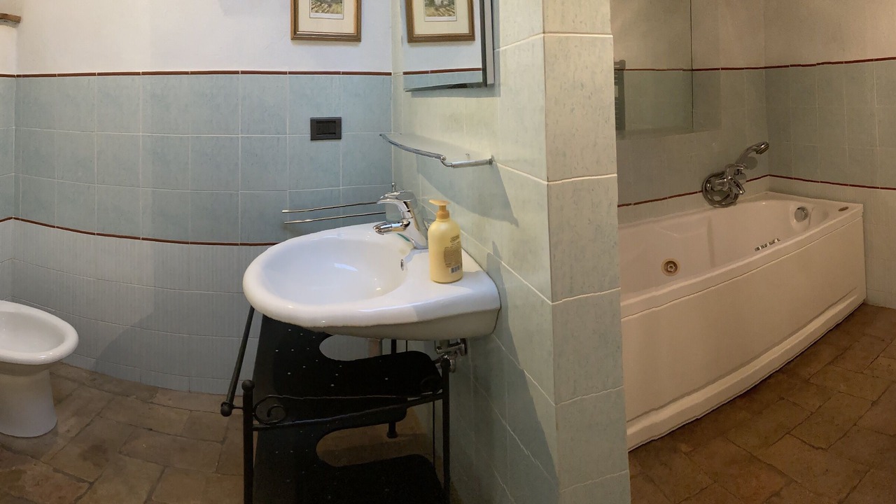 Photo of Bathroom in Montespertoli