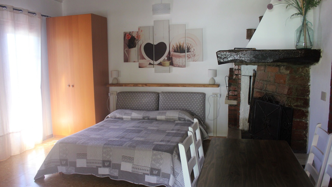 Photo of Bedroom in Castelnuovo Magra