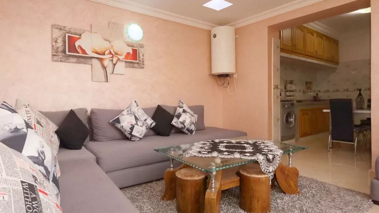 Photo of Livingroom in Majorelle