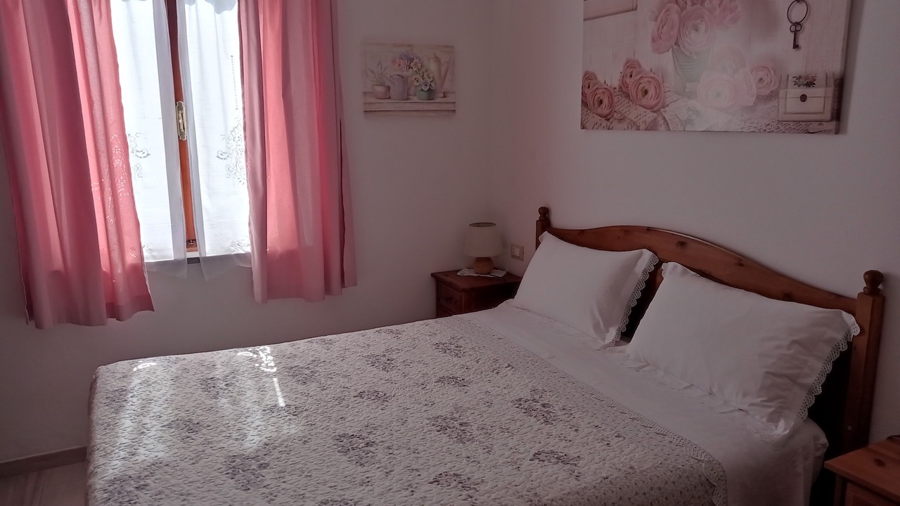 Photo of Bedroom in Arcola