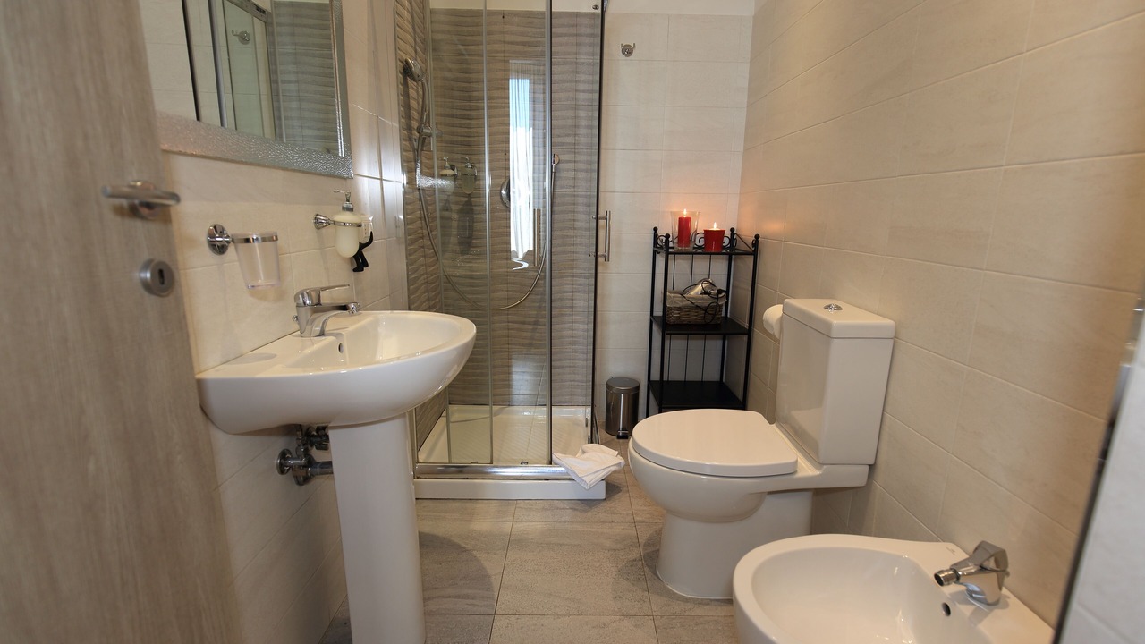 Photo of Bathroom in Esquilino