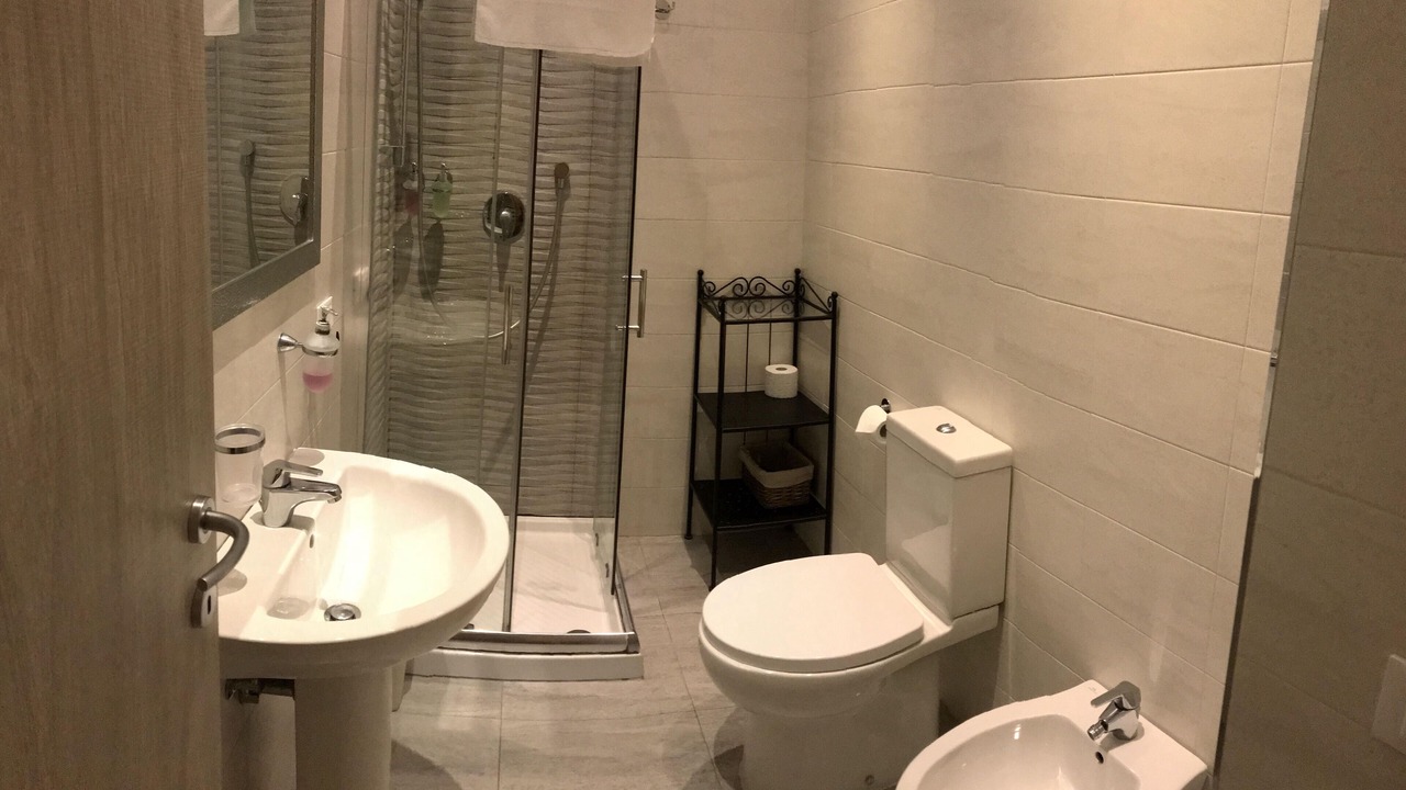 Photo of Bathroom in Esquilino