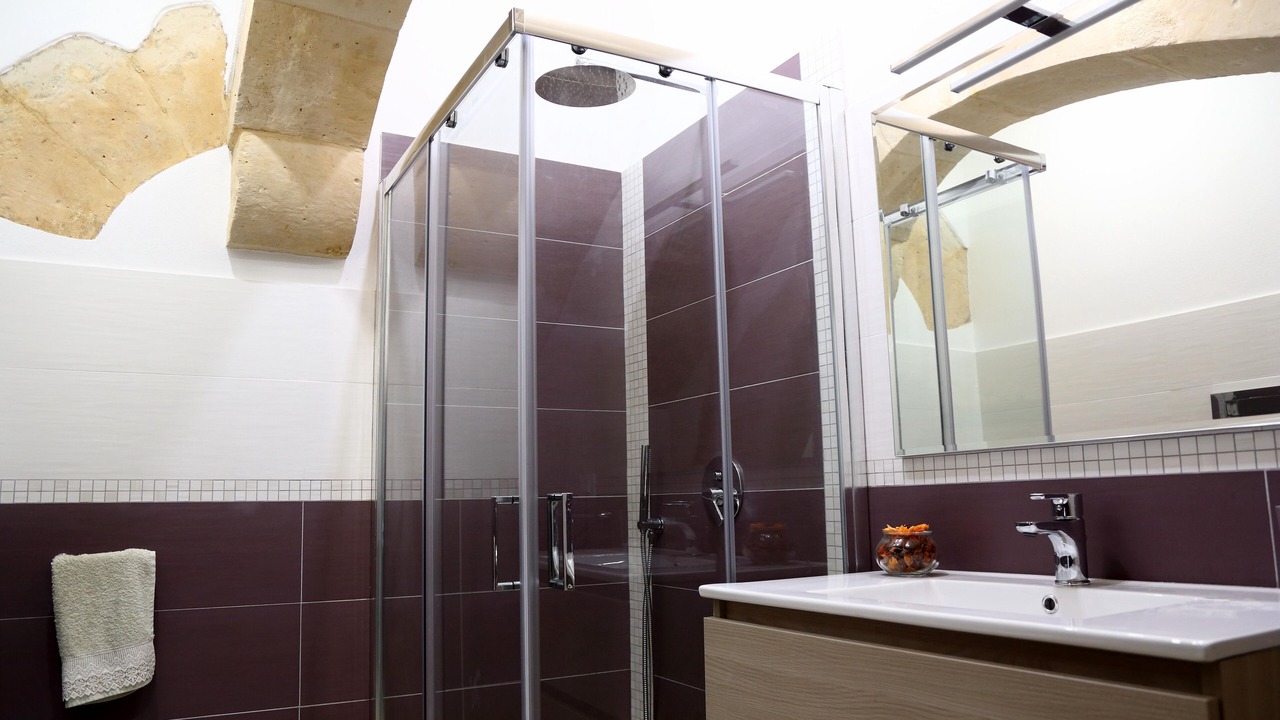 Photo of Bathroom in Ortigia