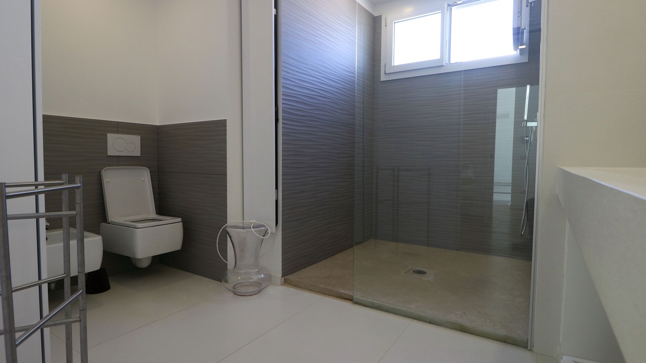 Photo of Bathroom in Carrozziere