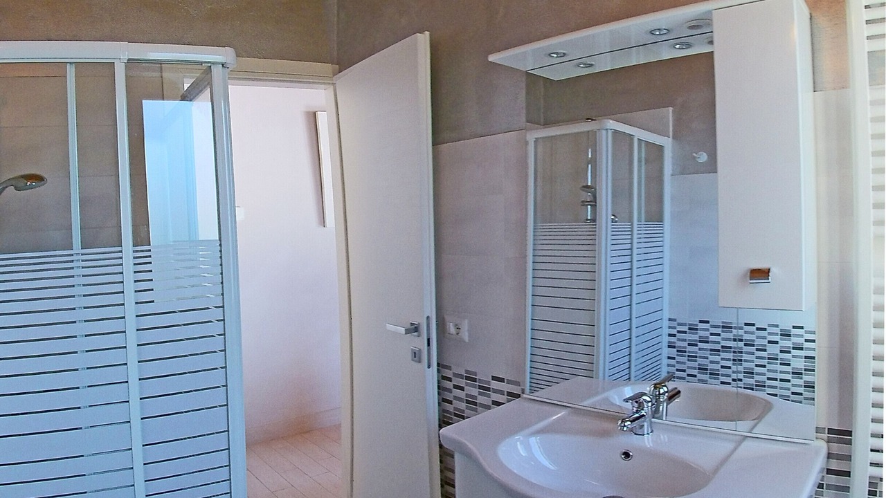 Photo of Bathroom in Arias