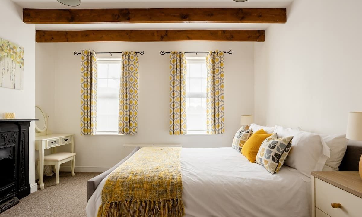 Photo of Bedroom in Colnbrook